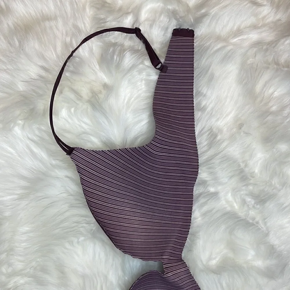 Victoria's Secret Angels Secret Embrace Bra - Picture 10 of 13